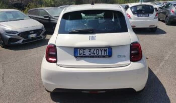 Fiat 500e Icon full