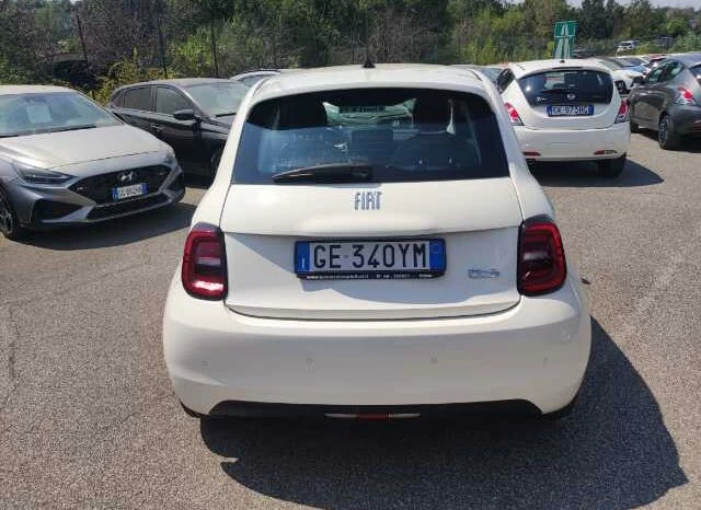 Fiat 500e Icon full