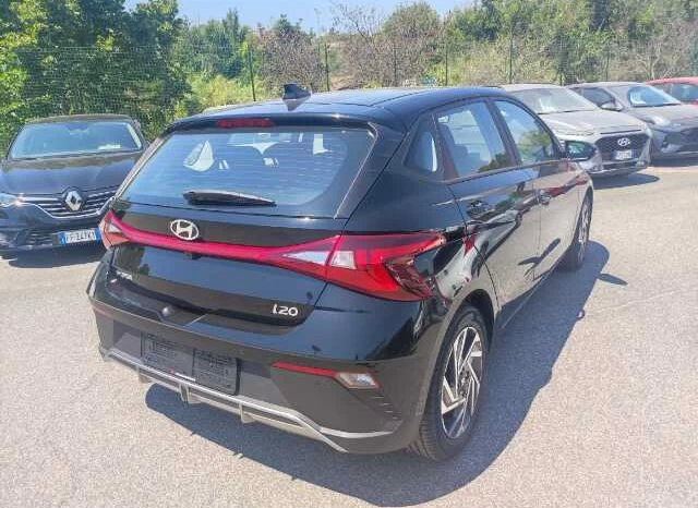 Hyundai i20 1.2 mpi Connectline mt full