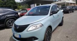 Lancia Ypsilon 1.0 firefly hybrid Oro s&s 70cv