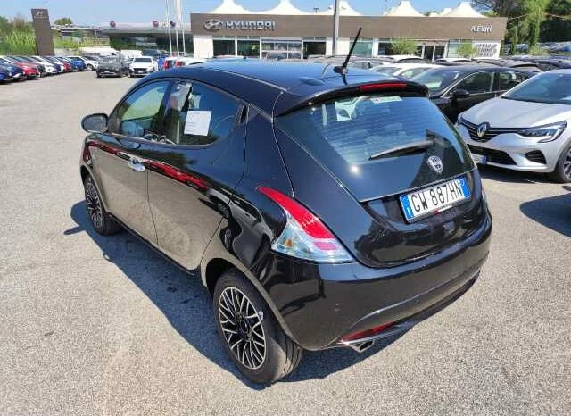 Lancia Ypsilon 1.0 firefly hybrid Platino s&s 70cv full