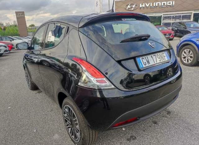 Lancia Ypsilon 1.0 firefly hybrid Oro s&s 70cv full