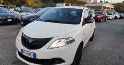 Lancia Ypsilon 1.0 hybrid Silver s&s 70cv