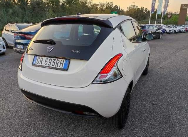 Lancia Ypsilon 1.0 hybrid Silver s&s 70cv full