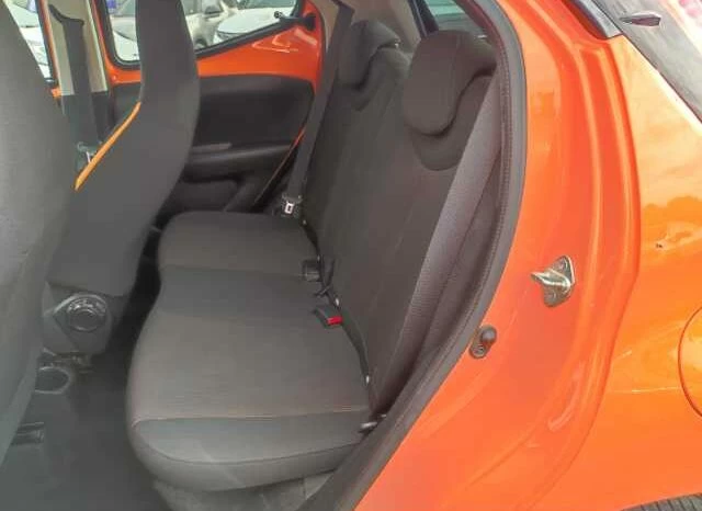 Toyota Aygo 5p 1.0 x-wave Orange 72cv full