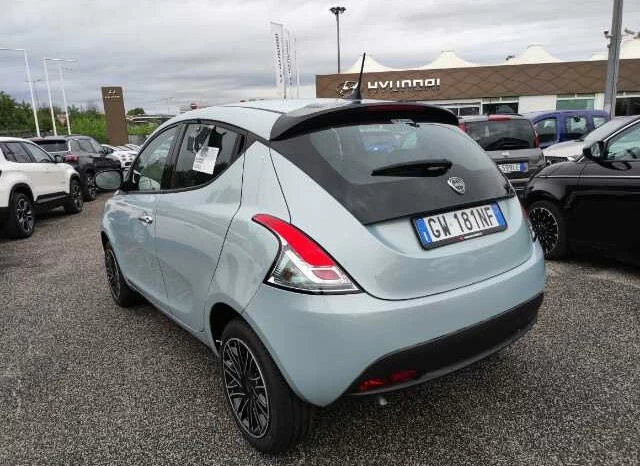 Lancia Ypsilon 1.0 firefly hybrid Oro s&s 70cv full