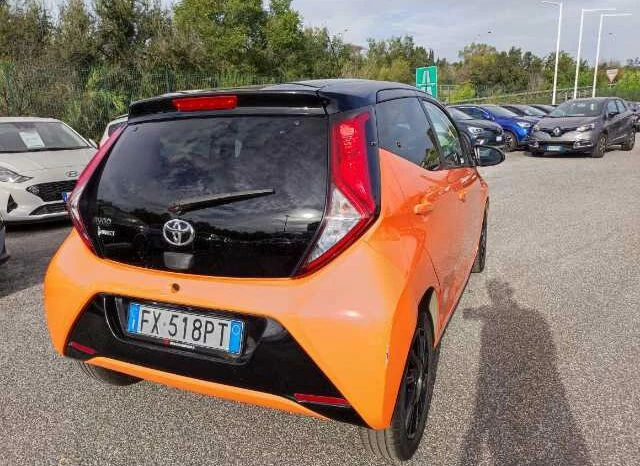 Toyota Aygo 5p 1.0 x-wave Orange 72cv full