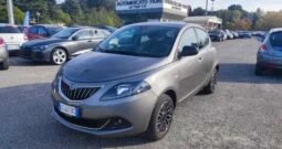 Lancia Ypsilon 1.0 firefly hybrid Platino s&s 70cv